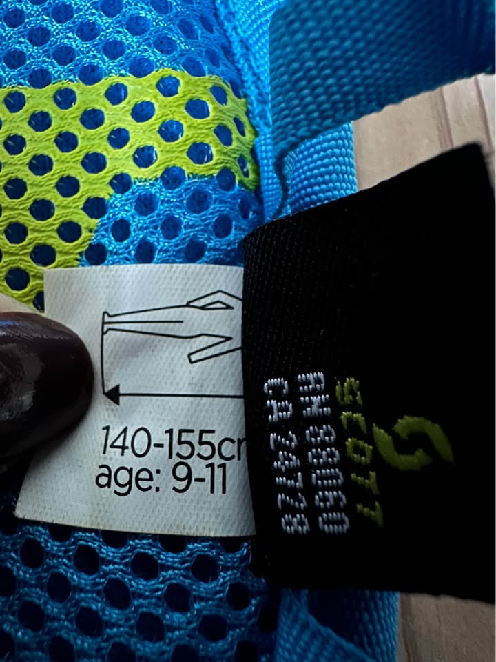 Rygskjold, Scott, Str. 9-11 år